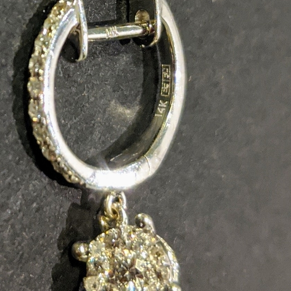 EFFY 14k white gold and diamond earrings 0.50 TCW - Picture 5 of 7